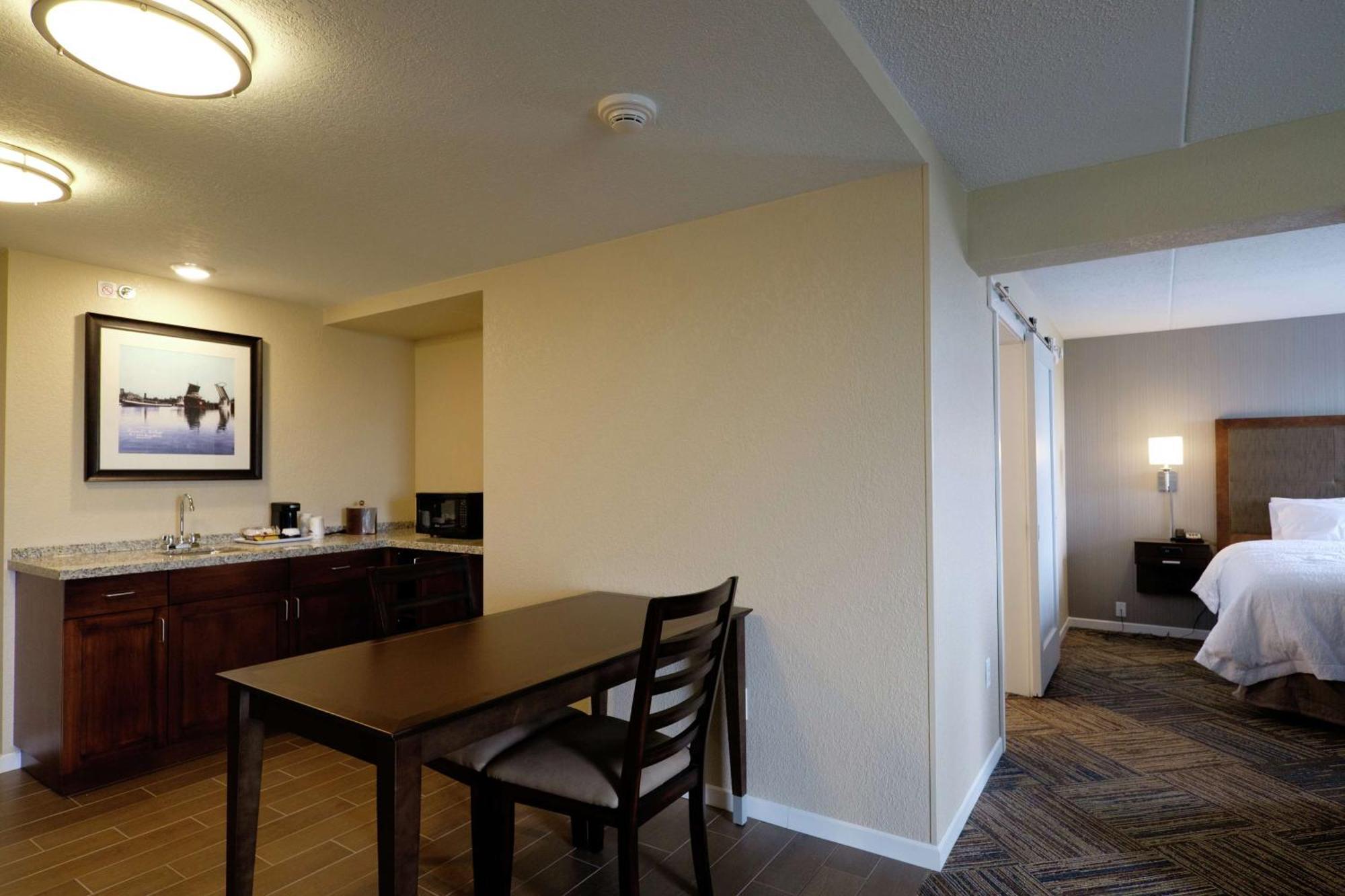 Hampton Inn Green Bay Downtown Exterior foto