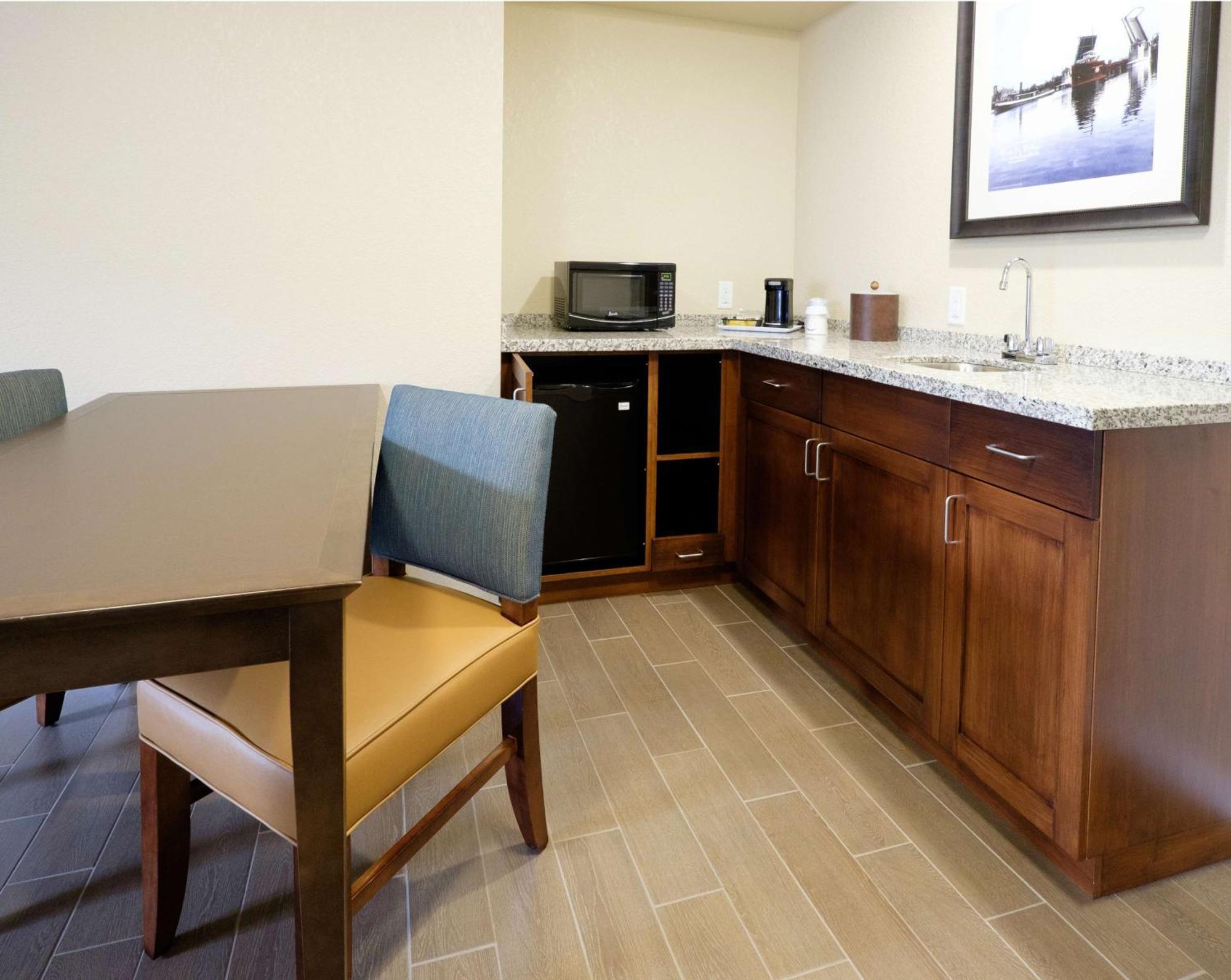 Hampton Inn Green Bay Downtown Exterior foto
